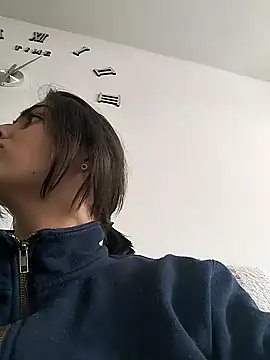 Snapshot of Crystal_Star_ chatting on November 2025 06:31:02 PM Crystal Star online show from November 2025 06:31:02 PM