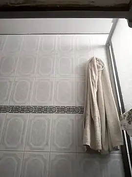 Snapshot of Crystal_Star_ chatting on November 2025 01:47:02 PM Crystal Star online show from November 2025 01:47:02 PM