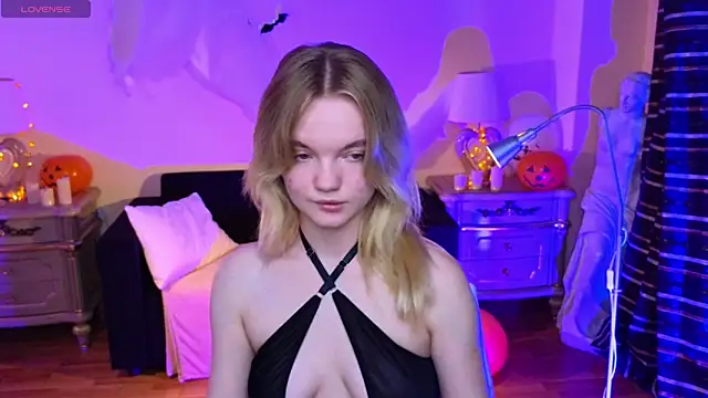 RosesKate online show from October 2025 04:45:01 AM