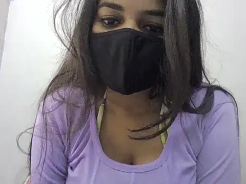 Little toy girl online show from December 2025 11:37:01 AM