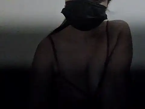 Little toy girl online show from April 2026 01:41:02 PM