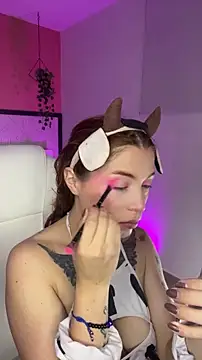 dreamleah  online show from May 2026 01:32:02 AM