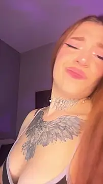 dreamleah  online show from May 2026 11:32:02 PM