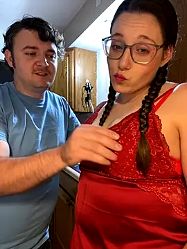 Mommasaurrex online show from September 2025 02:00:02 AM