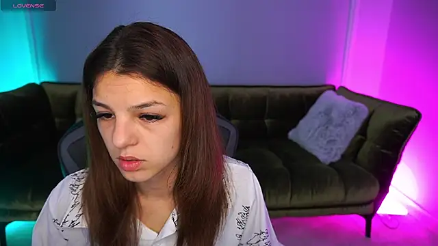 Snapshot of AnitaBambie chatting on October 2025 06:13:02 AM AnitaBambie online show from October 2025 06:13:02 AM