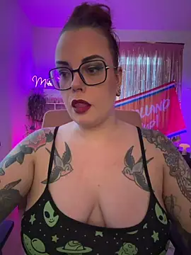 Miss Lucifer6 online show from June 2026 07:40:01 PM