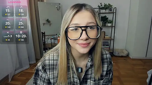 Snapshot of FaaBinaa chatting on March 2026 08:07:01 AM FaaBinaa online show from March 2026 08:07:01 AM