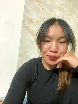 QueenLink online show from October 2025 04:24:02 PM