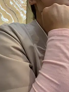 QueenLink online show from October 2025 05:49:01 AM