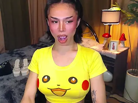 WILDROXIE online show from September 2025 02:08:01 PM