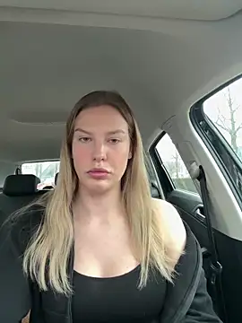 Chloemillerrxx online show from February 2026 02:43:01 PM