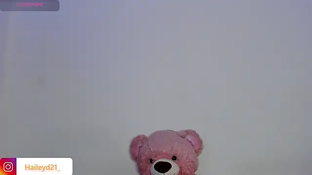 Snapshot of HaileyDuke chatting on February 2026 01:39:02 AM HaileyDuke online show from February 2026 01:39:02 AM