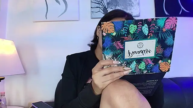 Snapshot of Zoe_wang chatting on September 2025 03:19:02 AM Zoe wang online show from September 2025 03:19:02 AM