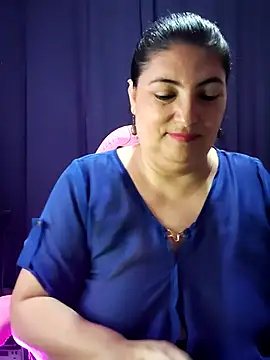 lina maria99 online show from September 2025 03:22:01 AM