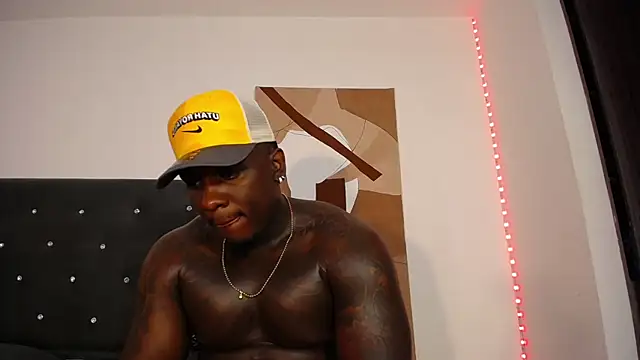 Snapshot of JoshMorri chatting on November 2025 01:27:01 AM JoshMorri online show from November 2025 01:27:01 AM