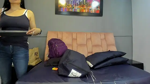 CharlotteCottin online show from November 2025 02:56:01 PM