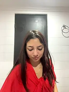 Snapshot of LisaGoddes chatting on October 2025 07:33:02 PM LisaGoddes online show from October 2025 07:33:02 PM