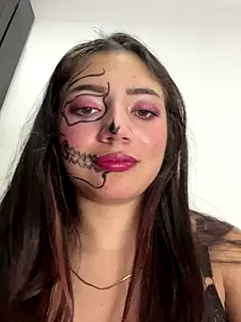 Snapshot of LisaGoddes chatting on October 2025 11:27:01 PM LisaGoddes online show from October 2025 11:27:01 PM