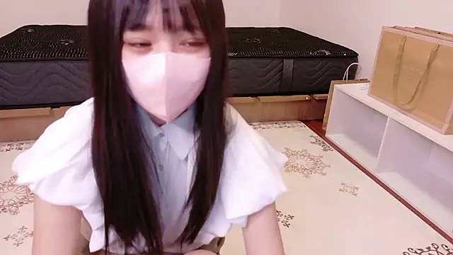 Snapshot of MoMo-chi chatting on September 2025 01:11:02 PM MoMo-chi online show from September 2025 01:11:02 PM