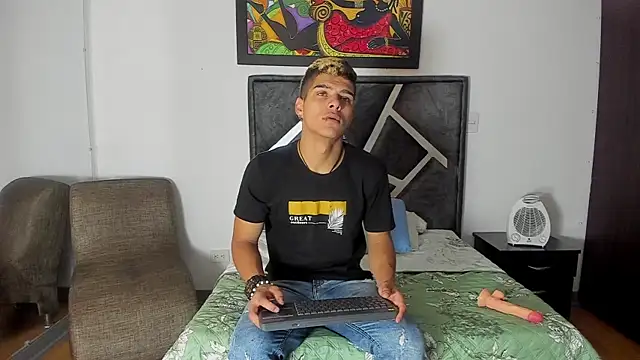 wyatt 3 online show from October 2025 12:27:02 PM