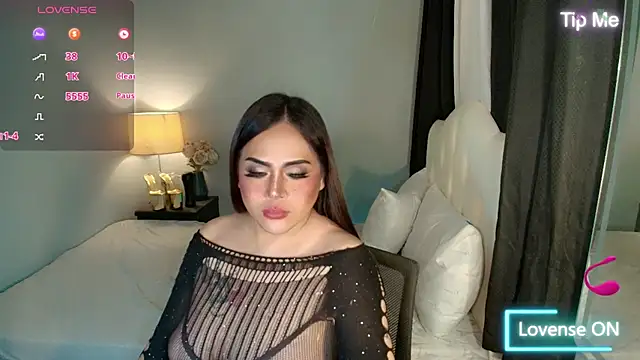 Snapshot of Unforgettable_Maria chatting on October 2025 07:43:01 AM Unforgettable Maria online show from October 2025 07:43:01 AM