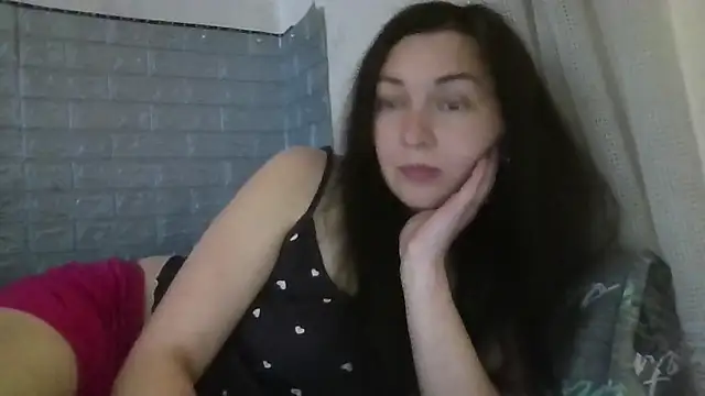 DanaNeon online show from May 2026 11:27:01 AM