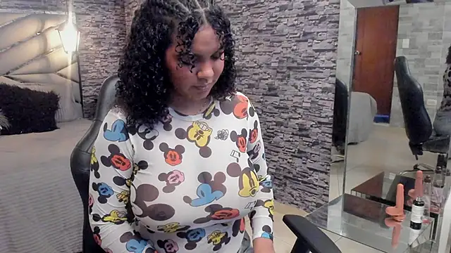 BellyBigBoobs online show from October 2025 06:41:01 PM