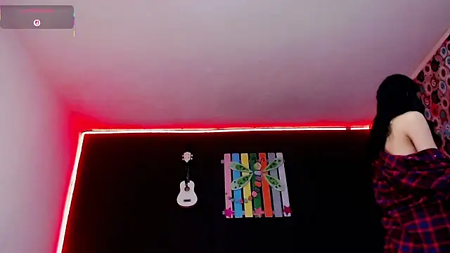 Snapshot of ingrid_zese_ chatting on October 2025 06:08:02 PM ingrid zese online show from October 2025 06:08:02 PM