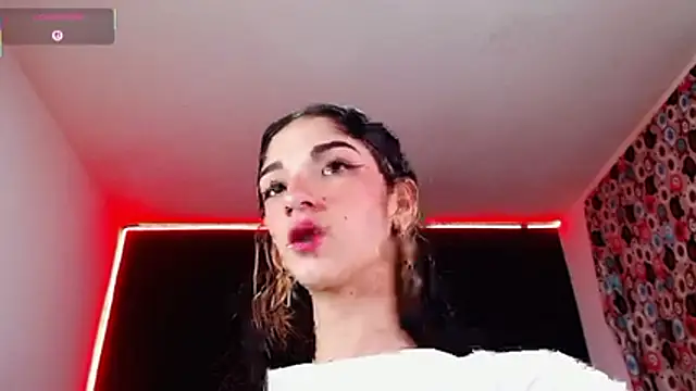 Snapshot of ingrid_zese_ chatting on October 2025 09:02:02 PM ingrid zese online show from October 2025 09:02:02 PM