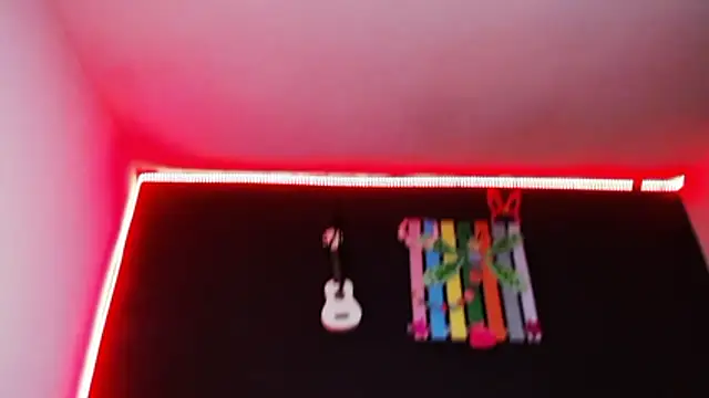 ingrid zese  online show from January 2026 09:41:01 PM