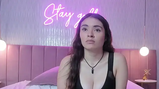 HANNA BASTIAN VC online show from October 2025 07:53:01 AM