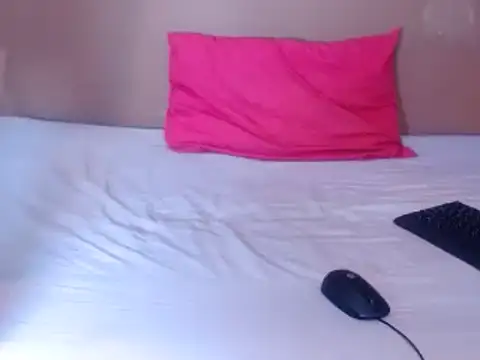 Snapshot of TALLHORNYBEAR chatting on September 2025 04:05:02 AM TALLHORNYBEAR online show from September 2025 04:05:02 AM