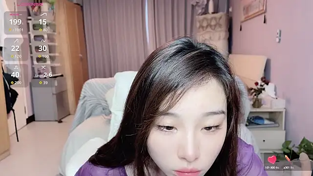 Snapshot of Y2Luvk chatting on October 2025 10:53:02 PM Y2Luvk online show from October 2025 10:53:02 PM