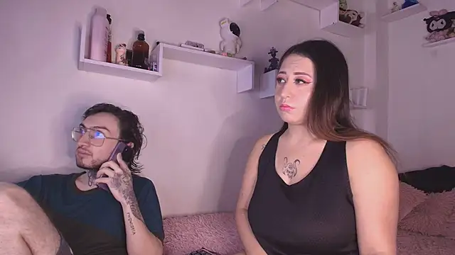 annyharriis online show from December 2025 05:52:01 PM