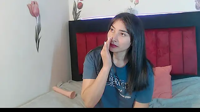 angelyxs online show from November 2025 08:43:01 PM