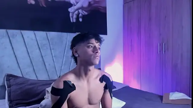 ZYZZ1312 online show from September 2025 08:19:01 PM