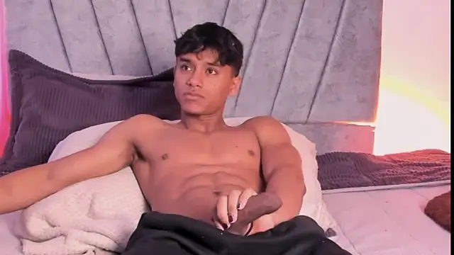 ZYZZ1312 online show from November 2025 03:22:01 PM