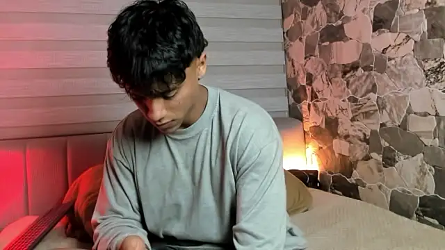 Snapshot of ZYZZ1312 chatting on February 2026 03:35:02 AM ZYZZ1312 online show from February 2026 03:35:02 AM