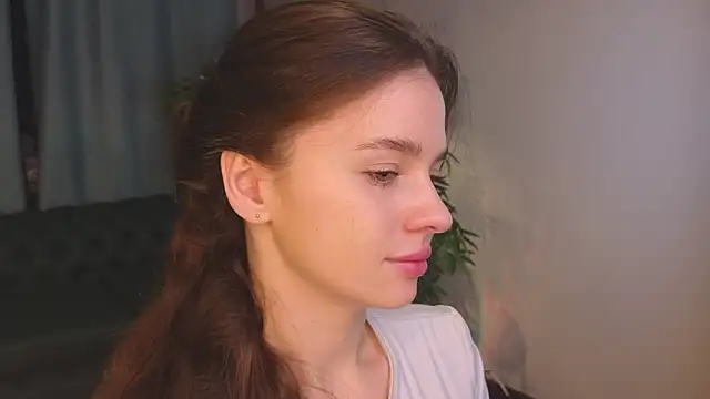 Olivia Farrell online show from February 2026 12:42:02 PM