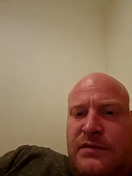 Snapshot of svenni2525 chatting on October 2025 01:24:02 AM svenni2525 online show from October 2025 01:24:02 AM