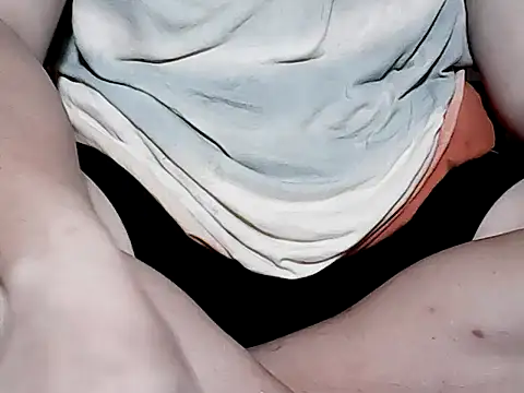 MistressGwennxx online show from November 2025 04:44:01 AM