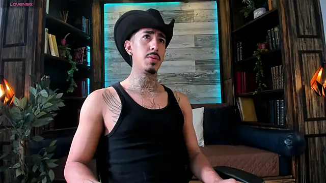Donovan Desmond online show from June 2026 08:44:02 PM