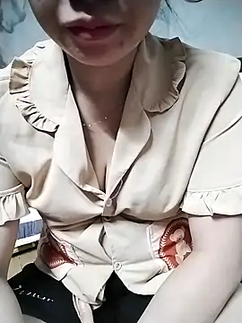 Snapshot of Mie_rose chatting on September 2025 01:11:01 PM Mie rose online show from September 2025 01:11:01 PM