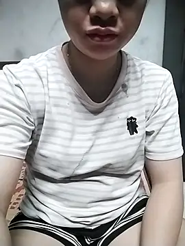 Snapshot of Mie_rose chatting on September 2025 12:15:01 AM Mie rose online show from September 2025 12:15:01 AM