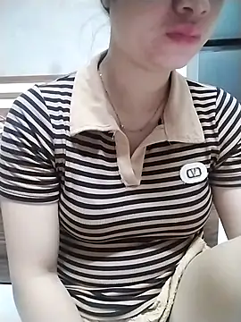 Snapshot of Mie_rose chatting on September 2025 12:26:02 AM Mie rose online show from September 2025 12:26:02 AM