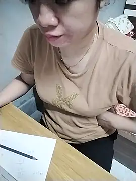 Snapshot of Mie_rose chatting on October 2025 02:17:01 AM Mie rose online show from October 2025 02:17:01 AM