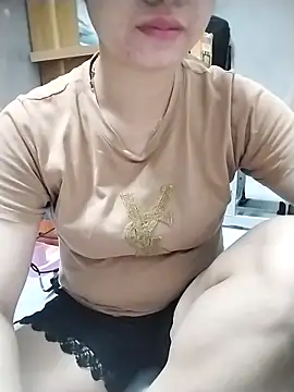 Snapshot of Mie_rose chatting on October 2025 01:08:02 PM Mie rose online show from October 2025 01:08:02 PM