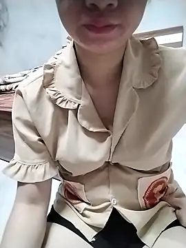 Snapshot of Mie_rose chatting on October 2025 02:42:02 AM Mie rose online show from October 2025 02:42:02 AM