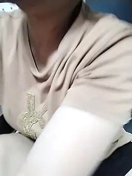 Snapshot of Mie_rose chatting on October 2025 01:45:01 PM Mie rose online show from October 2025 01:45:01 PM