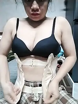 Snapshot of Mie_rose chatting on November 2025 01:16:01 AM Mie rose online show from November 2025 01:16:01 AM